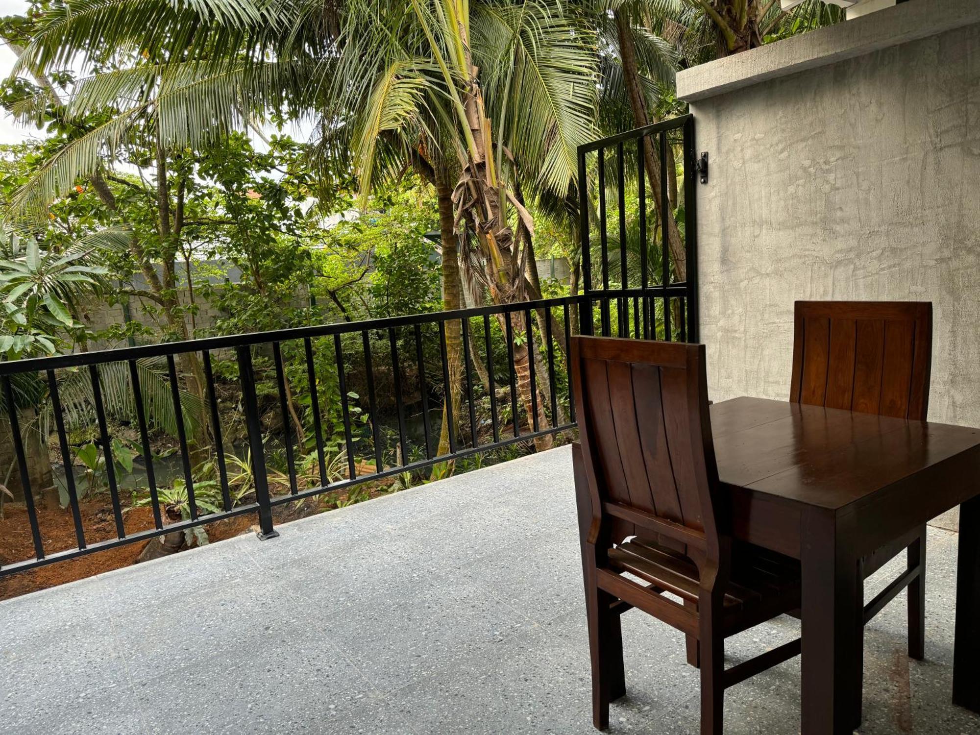 Brinkhouse Guesthouse , Unawatuna Beach Zewnętrze zdjęcie