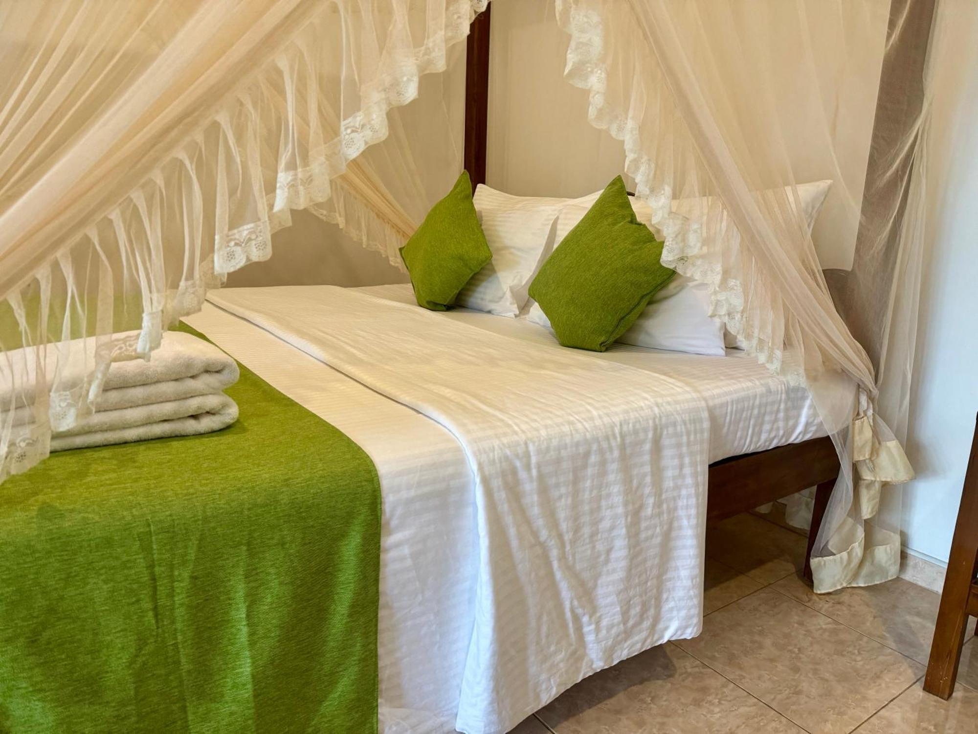 Brinkhouse Guesthouse , Unawatuna Beach Zewnętrze zdjęcie