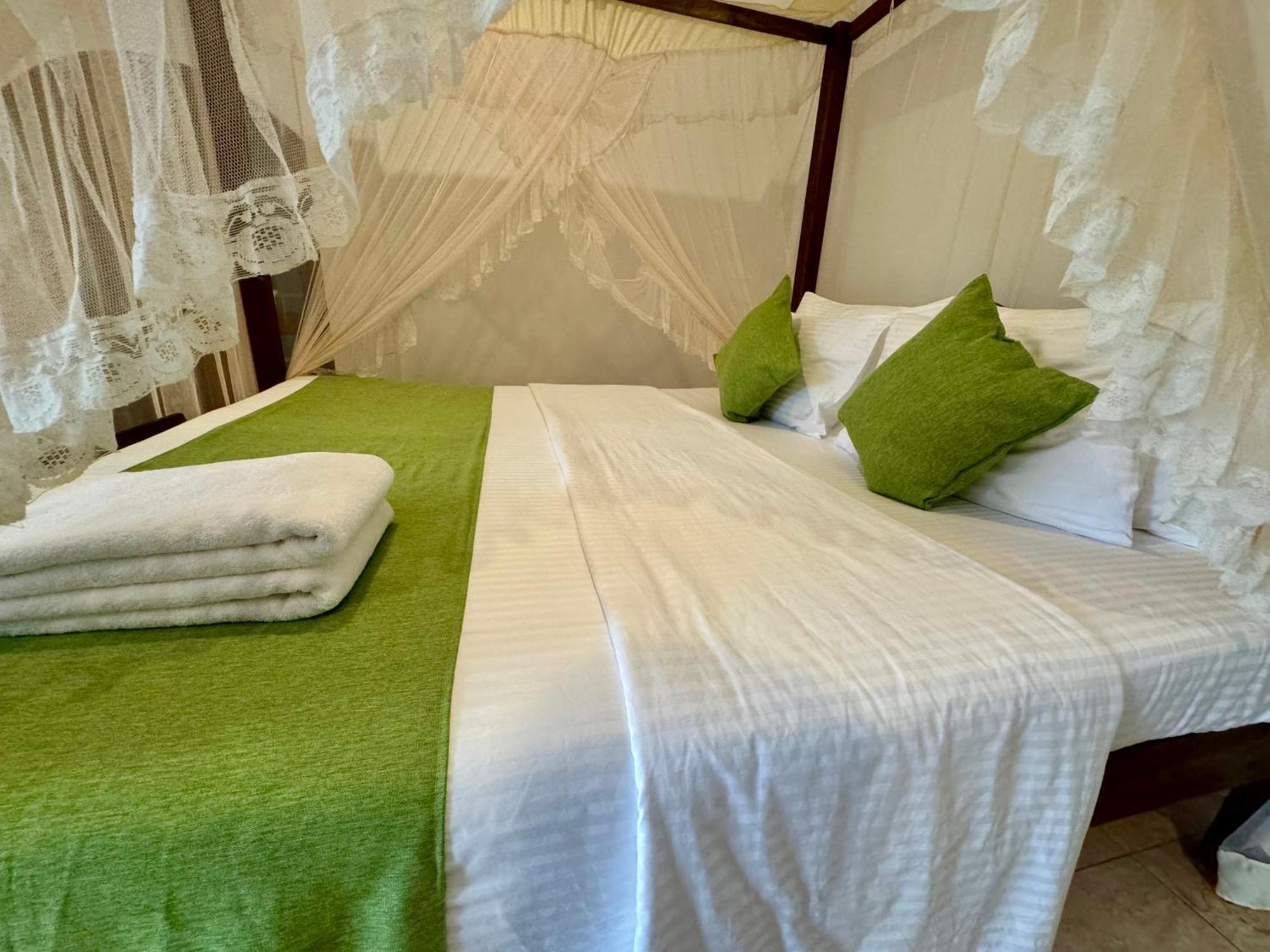 Brinkhouse Guesthouse , Unawatuna Beach Zewnętrze zdjęcie